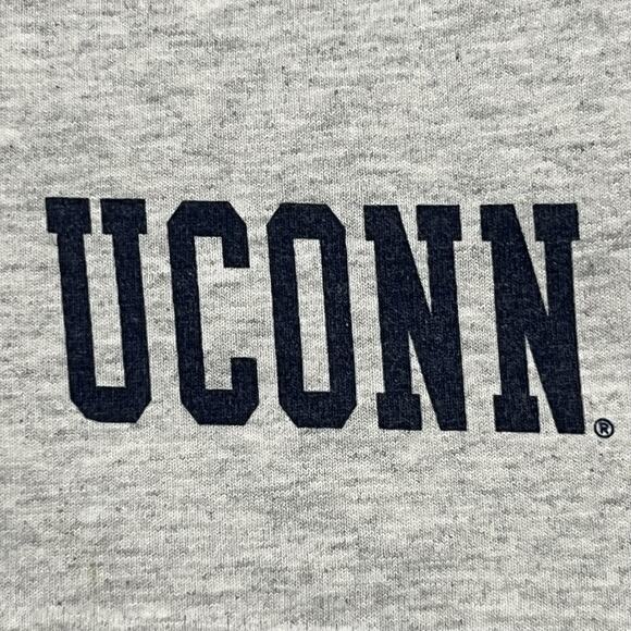UCONN Shorts Mens S Gray Logo Sportswear Athletic Fleece Vintage Soffe Sweats - Picture 5 of 12